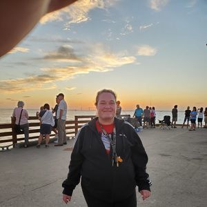 Meet your Posher, Crystal